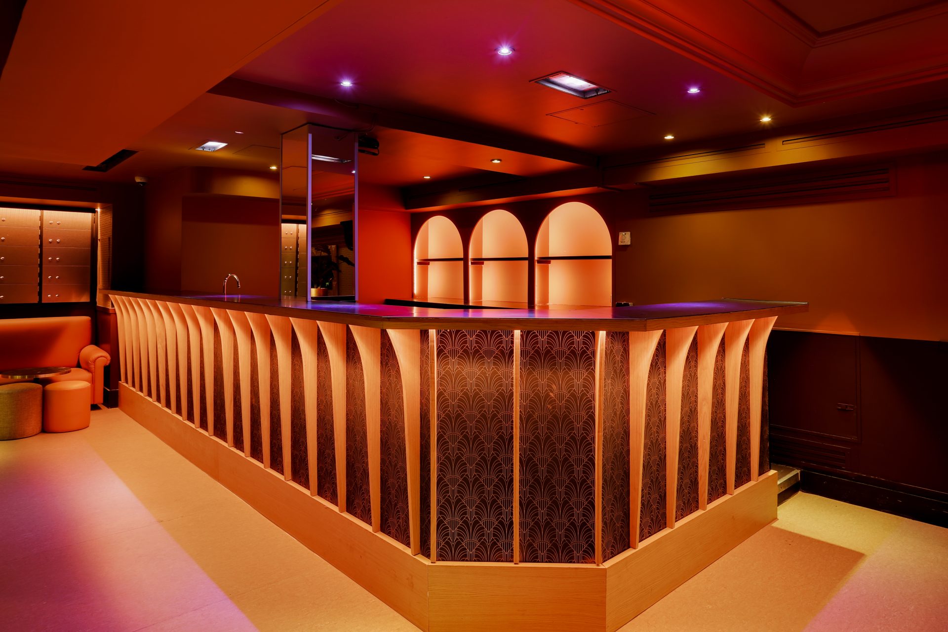 5ba064f2-537b-4fce-8c54-1aeab6240f42-14shx7